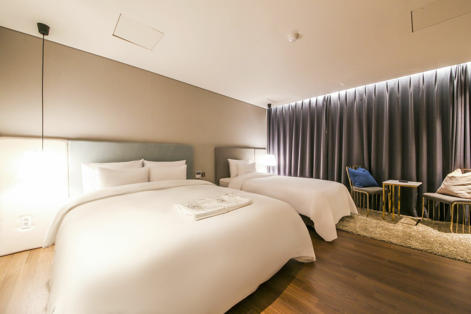 Hotel Londoner Hwamyeong Пусан Экстерьер фото