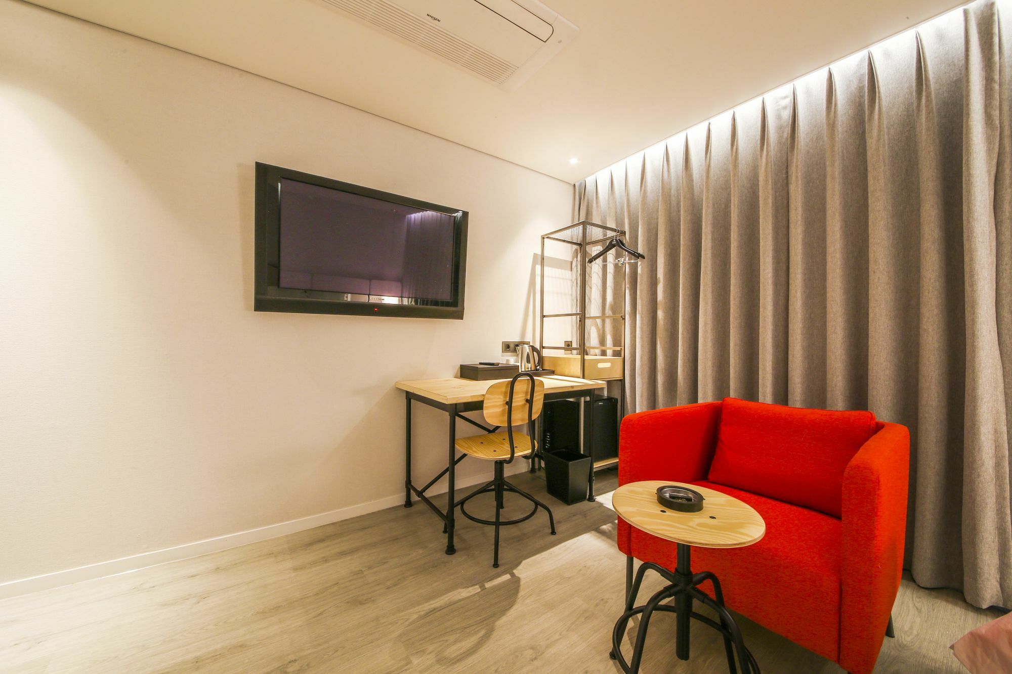 Hotel Londoner Hwamyeong Пусан Экстерьер фото